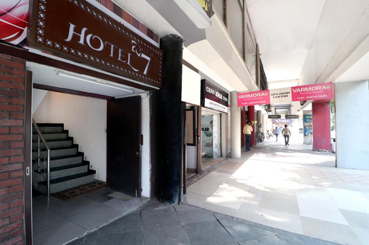 Hotel Seven- Center Of City Chandigarh Luaran gambar