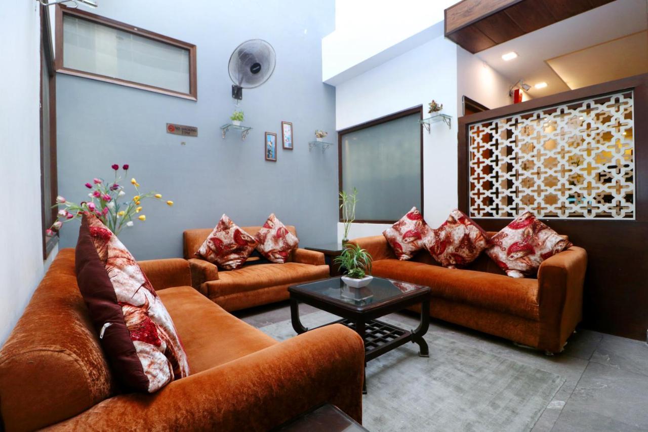 Hotel Seven- Center Of City Chandigarh Luaran gambar