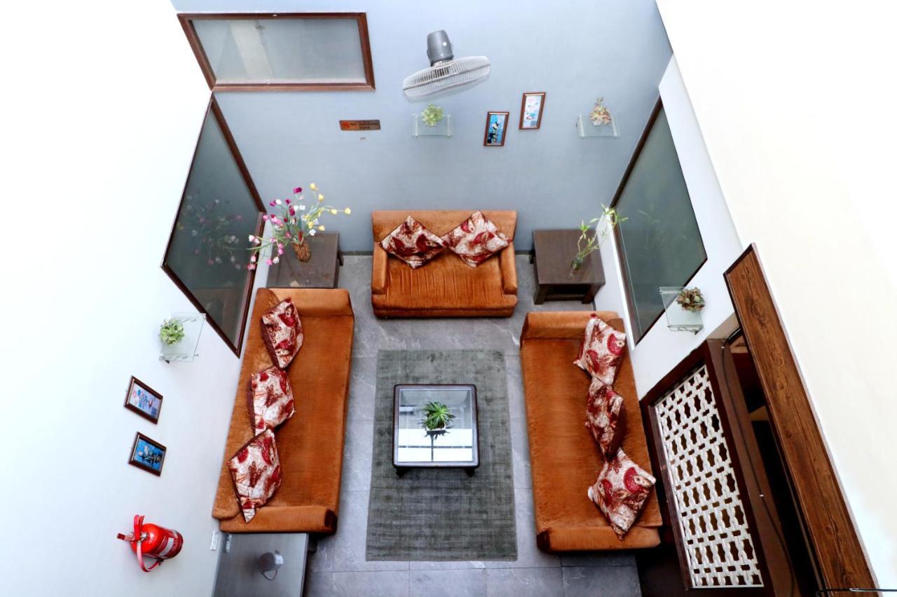 Hotel Seven- Center Of City Chandigarh Luaran gambar