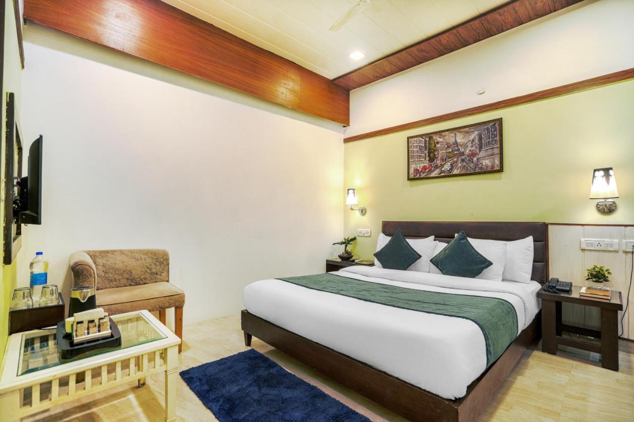 Hotel Seven- Center Of City Chandigarh Luaran gambar