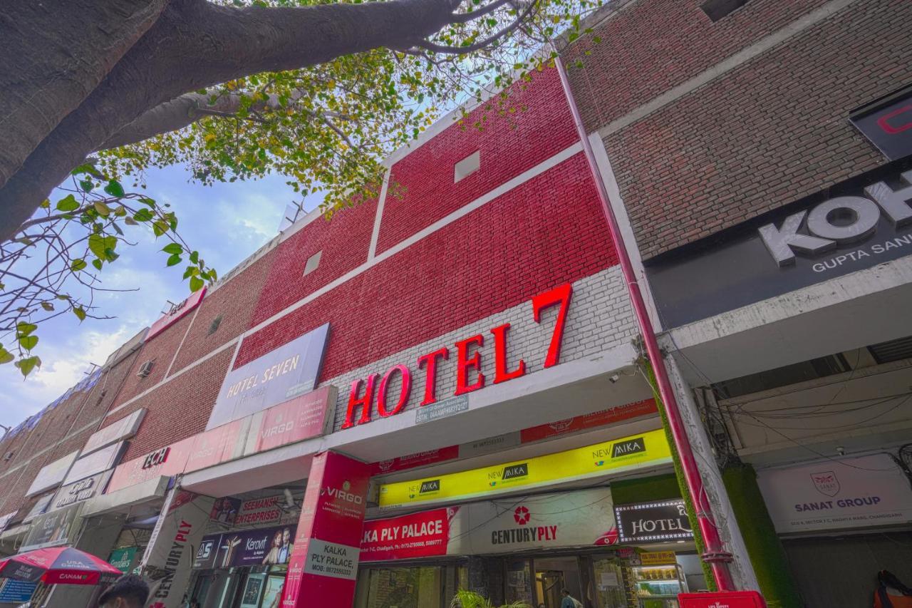 Hotel Seven- Center Of City Chandigarh Luaran gambar