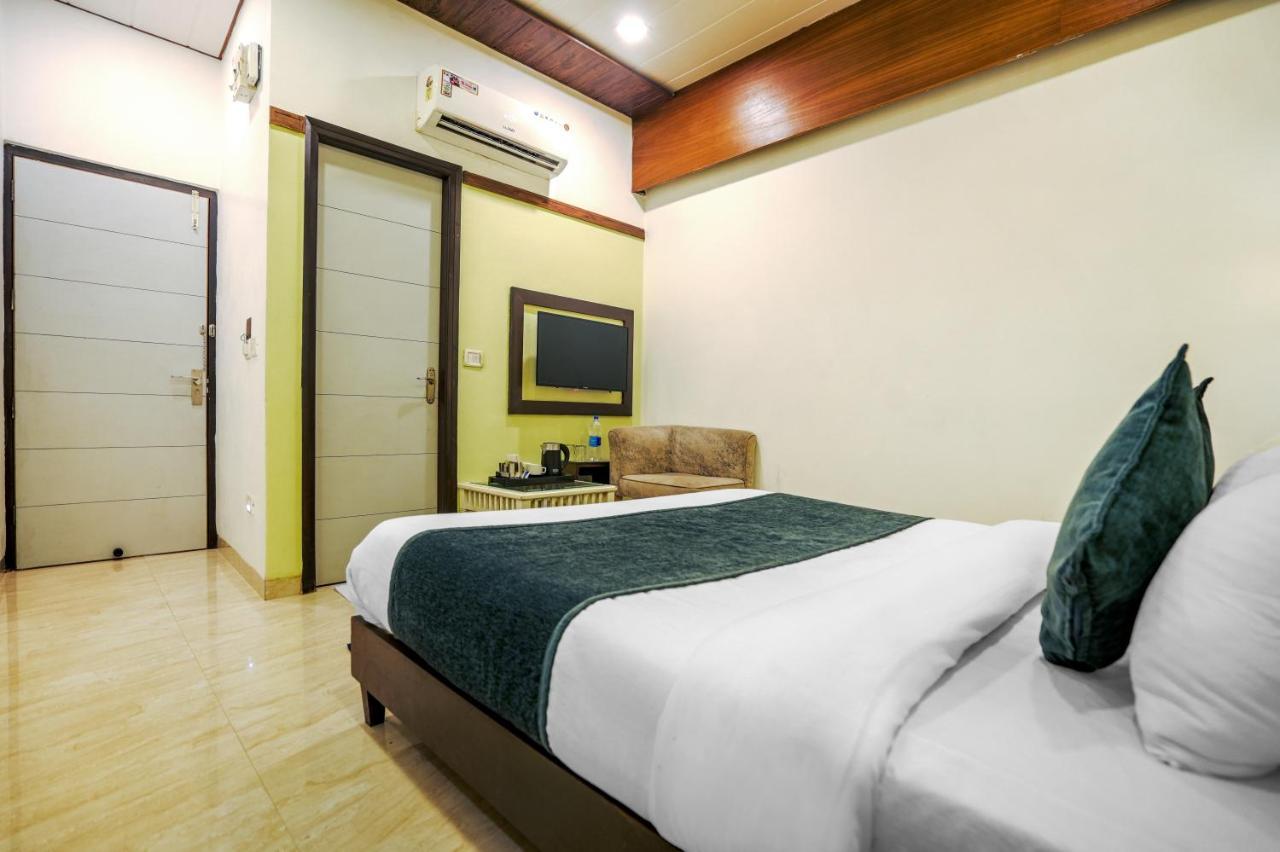 Hotel Seven- Center Of City Chandigarh Luaran gambar